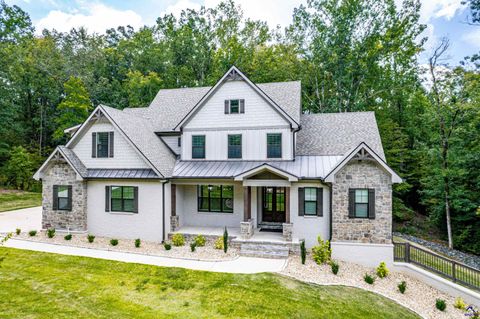 105 Fox Court Forsyth GA 31029