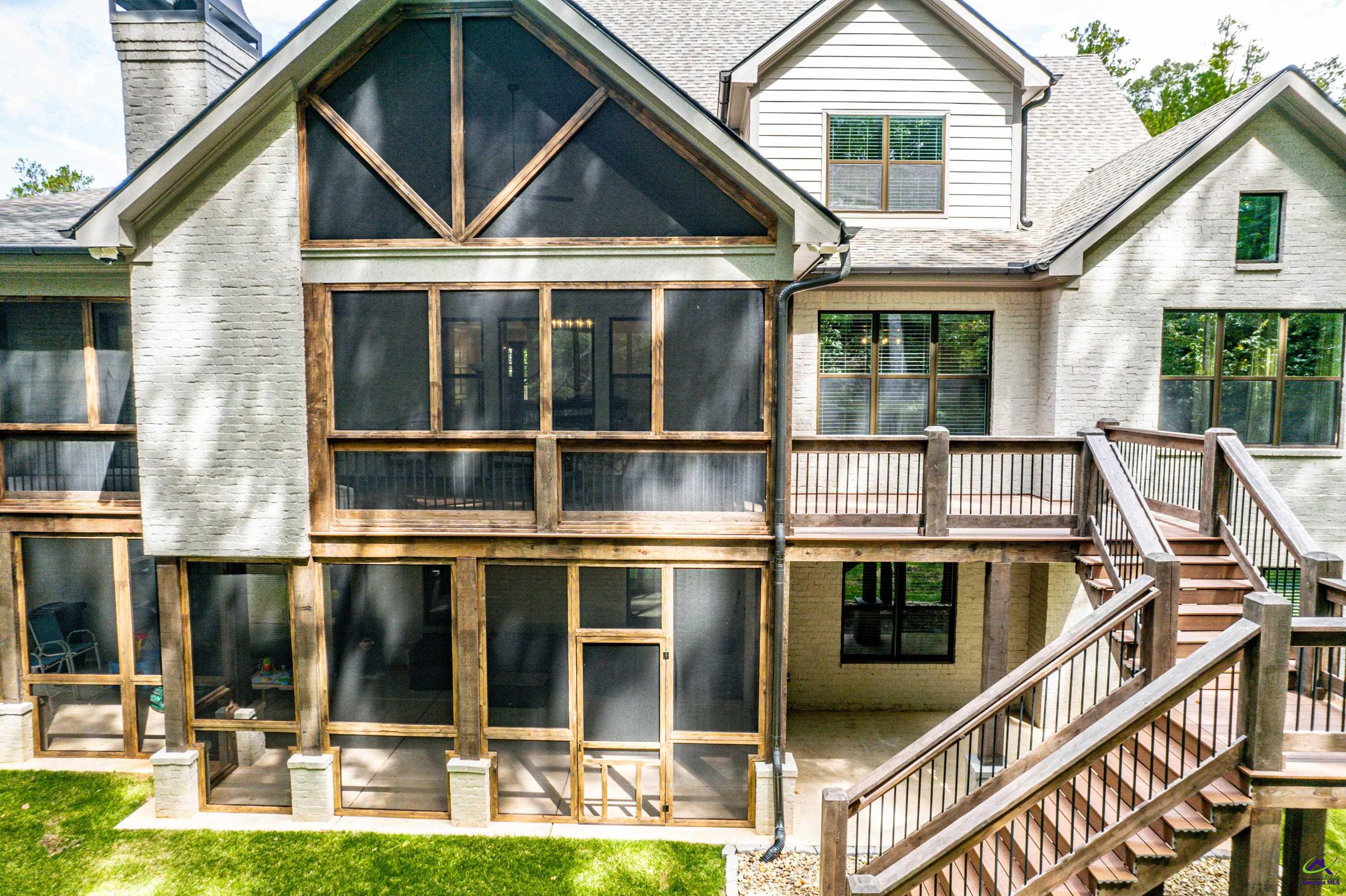 105 Fox Court