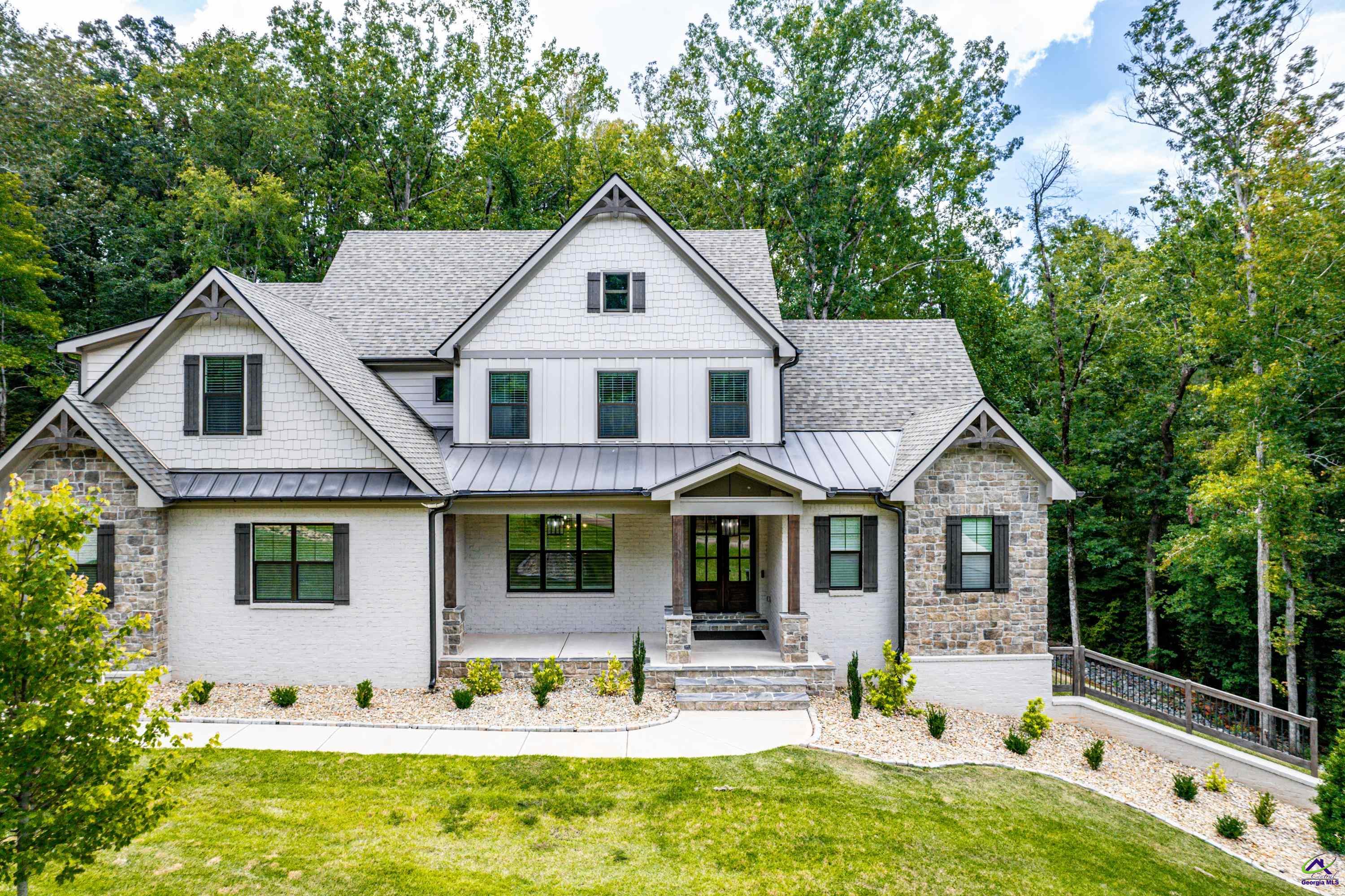 105 Fox Court