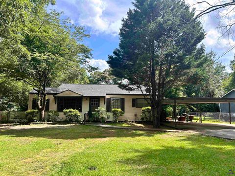 705 Princess Avenue Fort Valley GA 31030