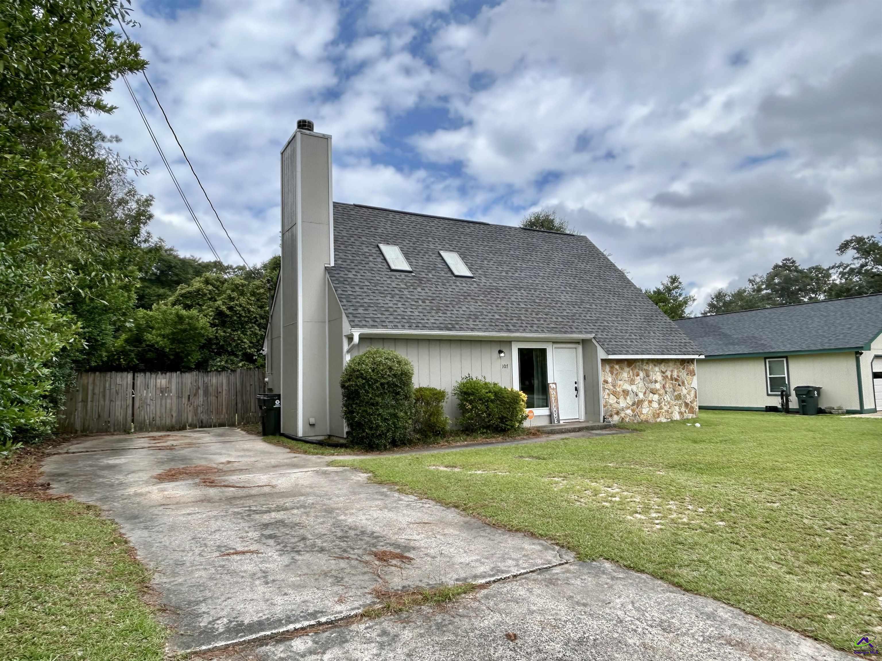 107 Buckskin Drive