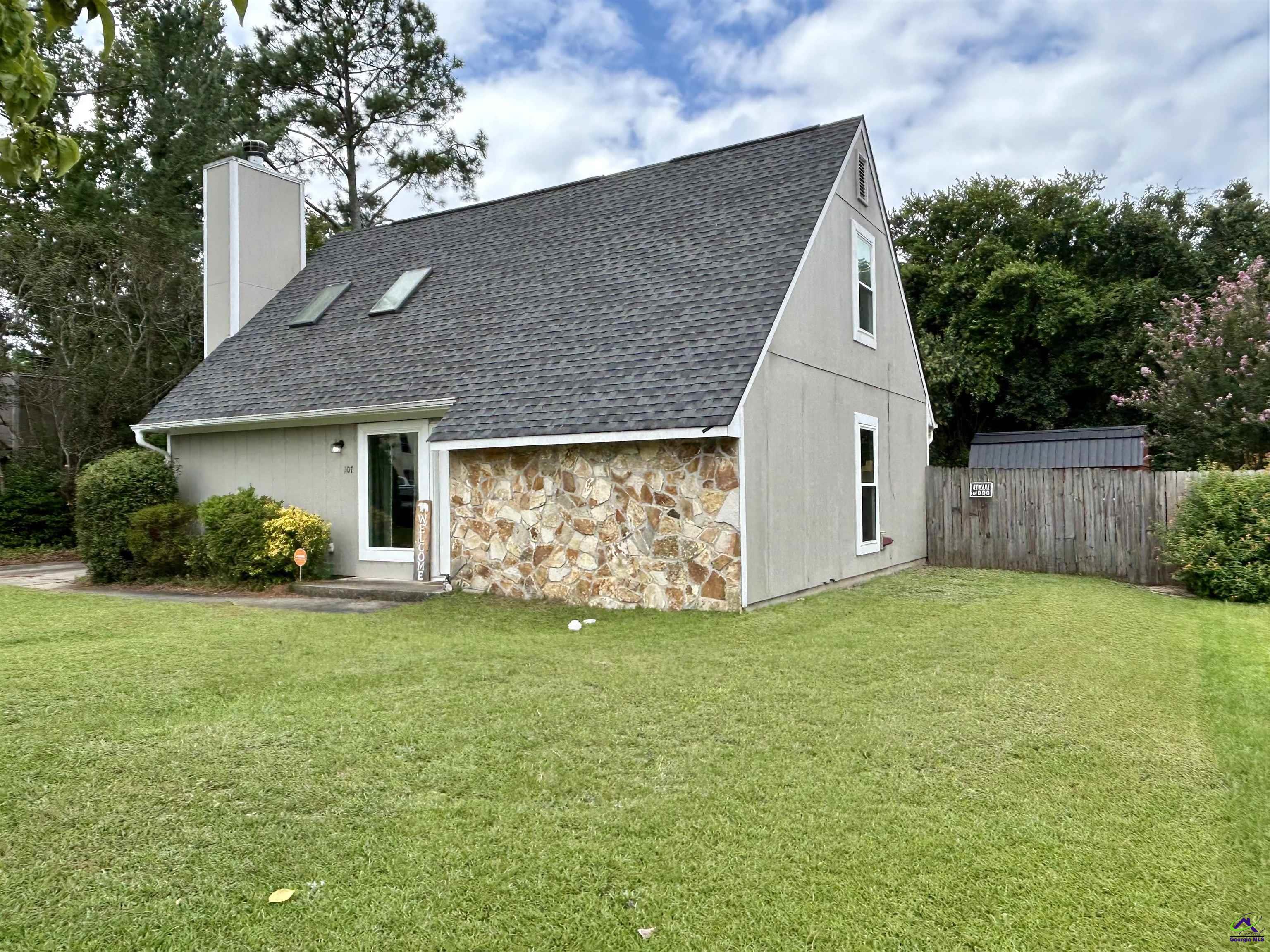 107 Buckskin Drive