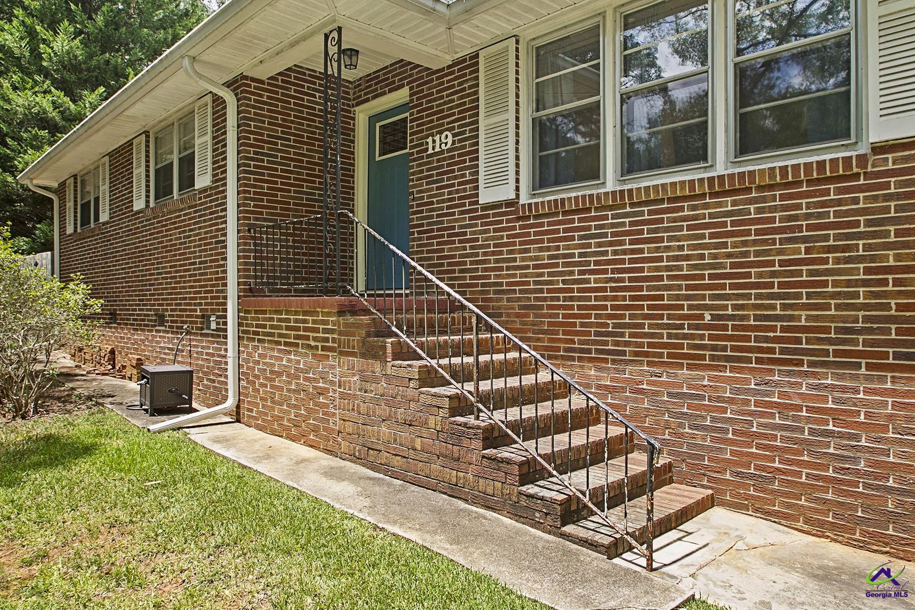 119 Country Club Drive
