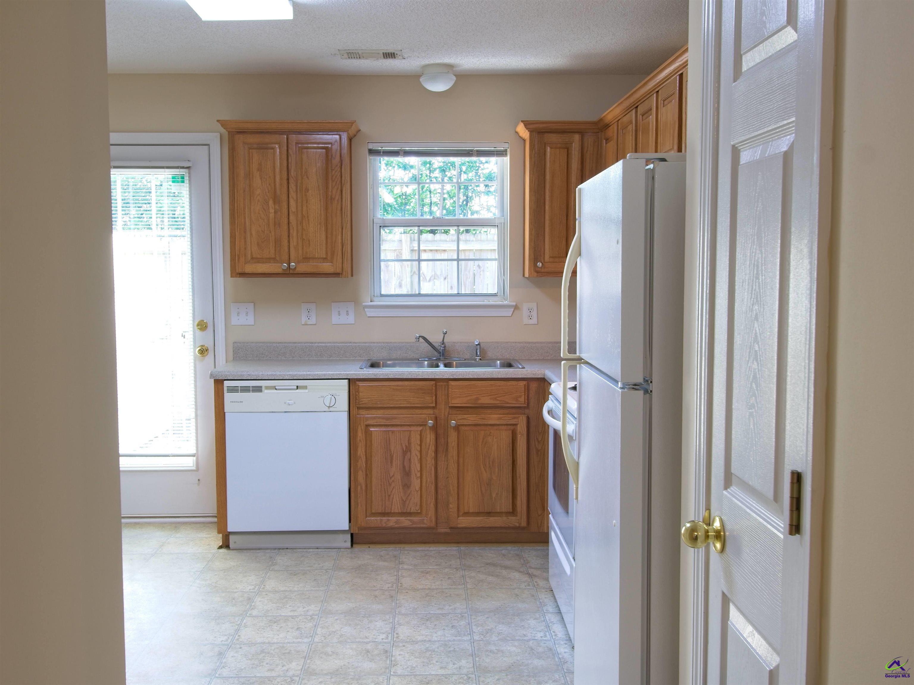 13 Pine Shadow Court