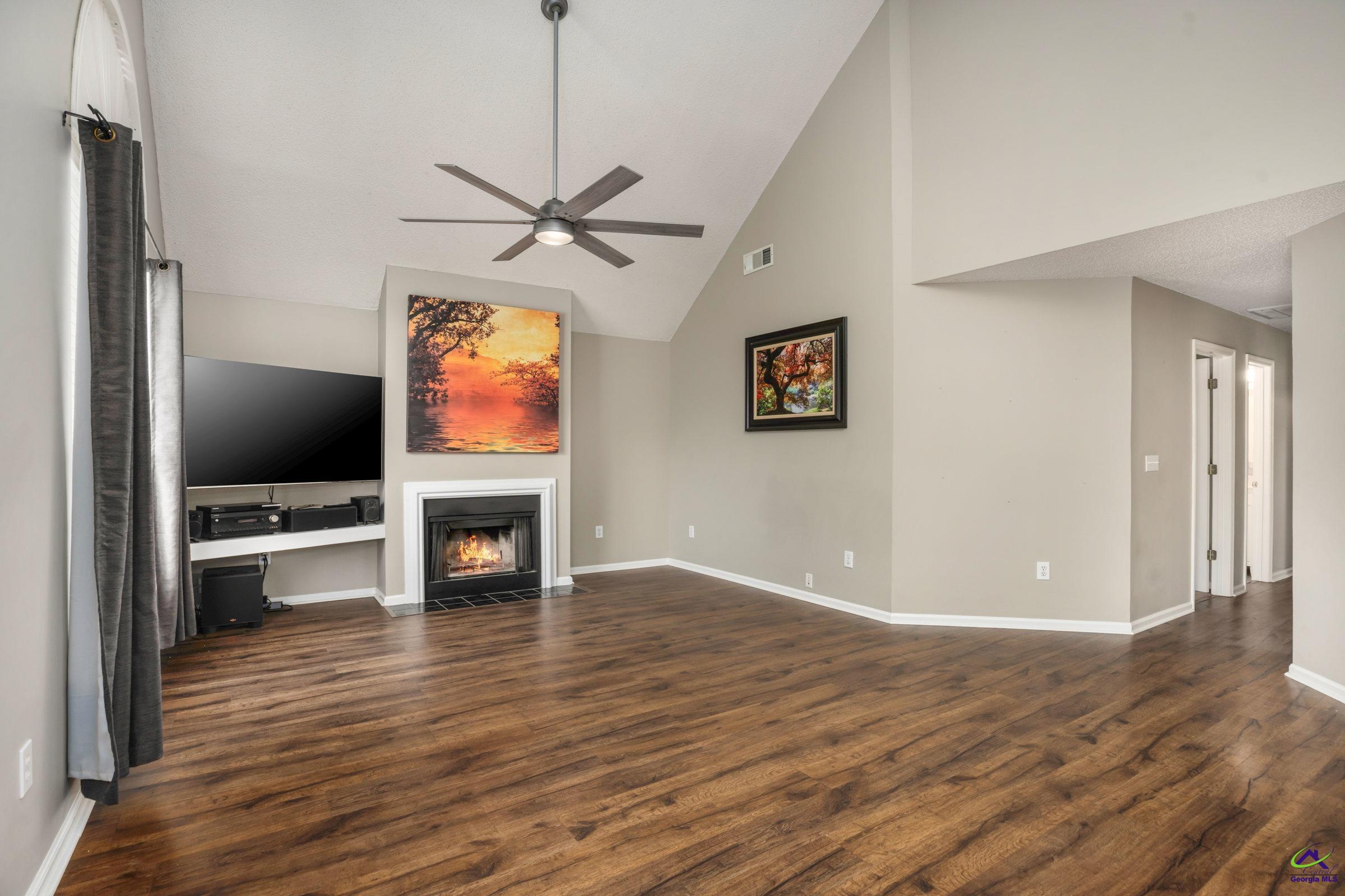 109 Country Cove