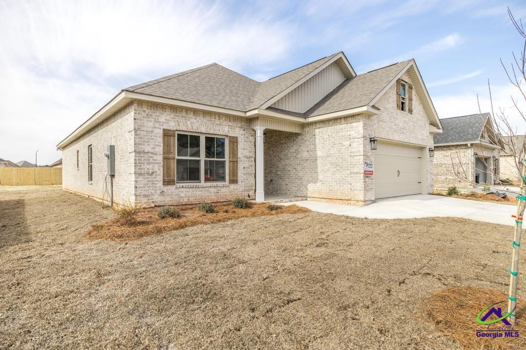 523 Bristleleaf Path