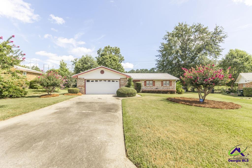 103 Sunnybrook Ct.