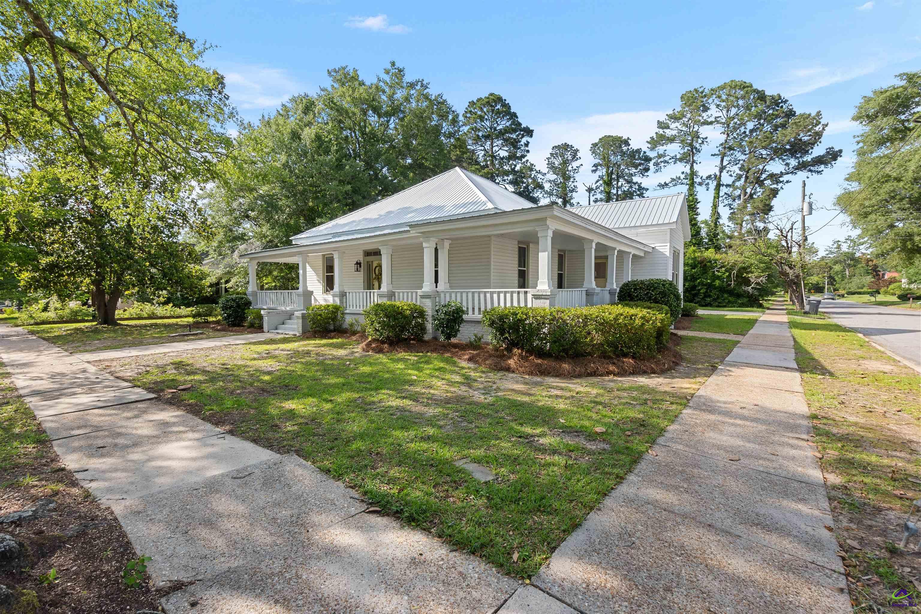 110 Minor Avenue