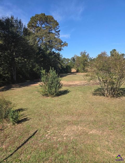 1277 GA 112 Highway Cochran GA 31014