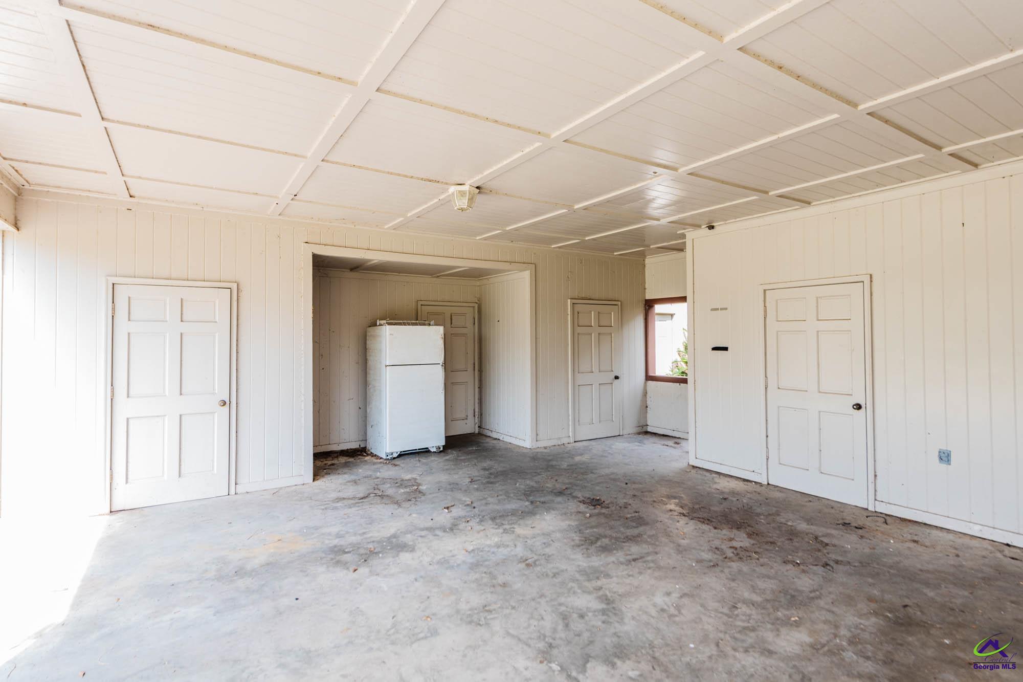 1227 Hawkinsville Highway