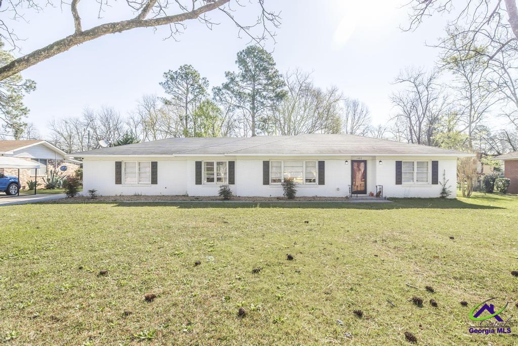 1402 Knoxville Street