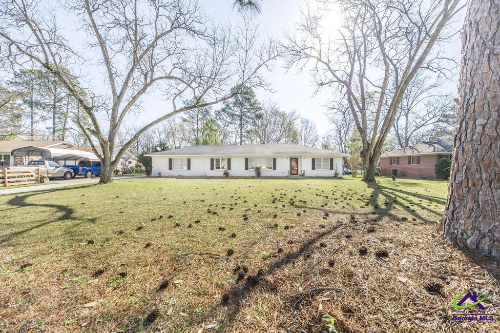 1402 Knoxville Street