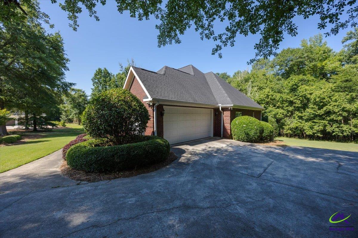 208 W Troon