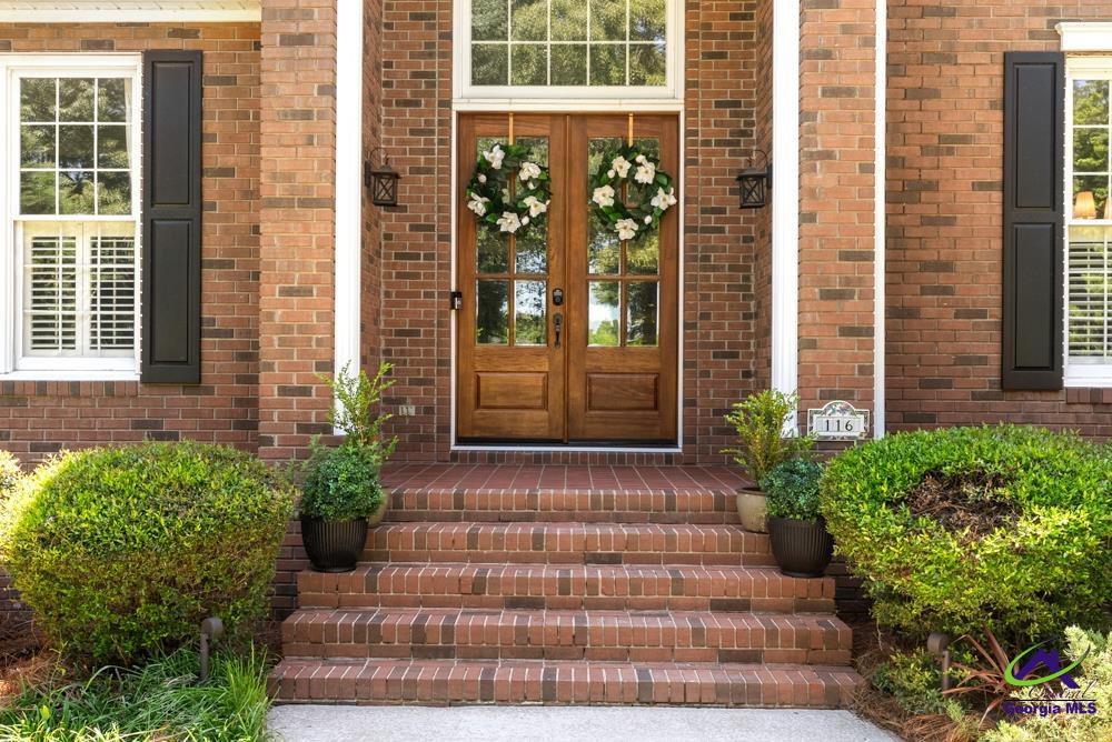 116 Stathams Way