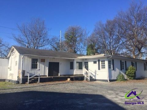 3192 Vineville Avenue Macon GA 31204