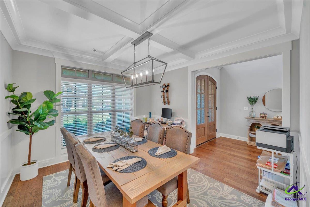502 Woodlands