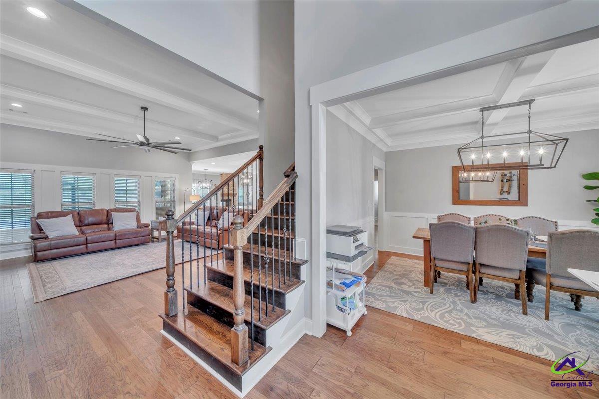 502 Woodlands