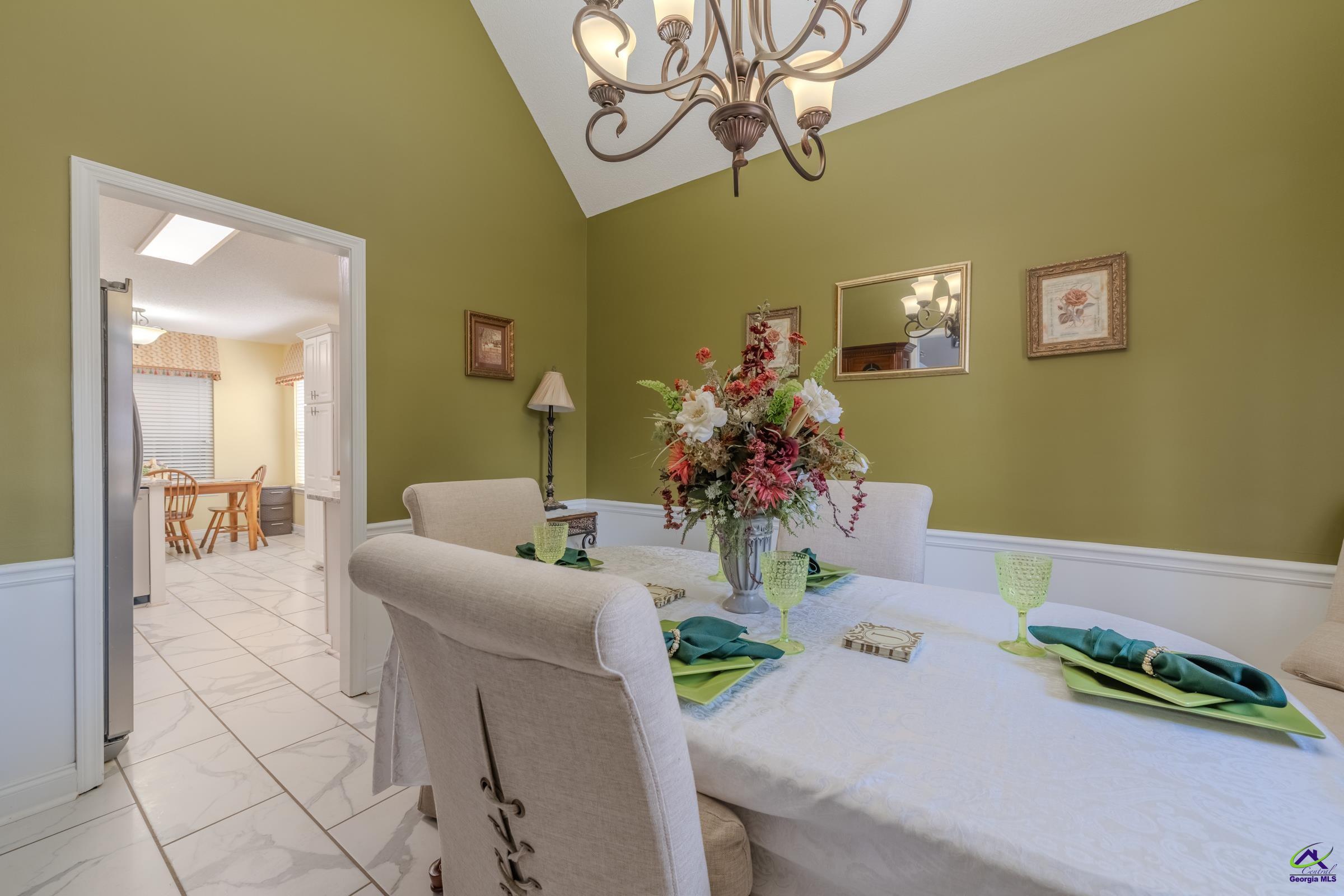 118 Quinelle Dr