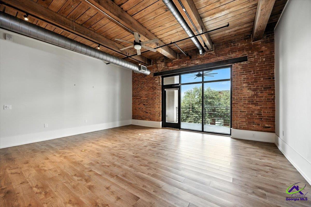 598 3rd Street