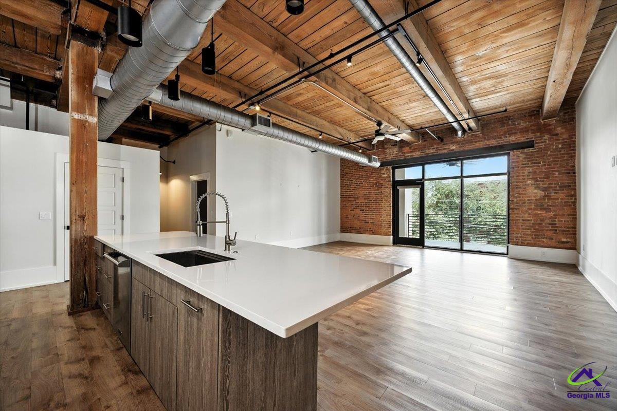 598 3rd Street