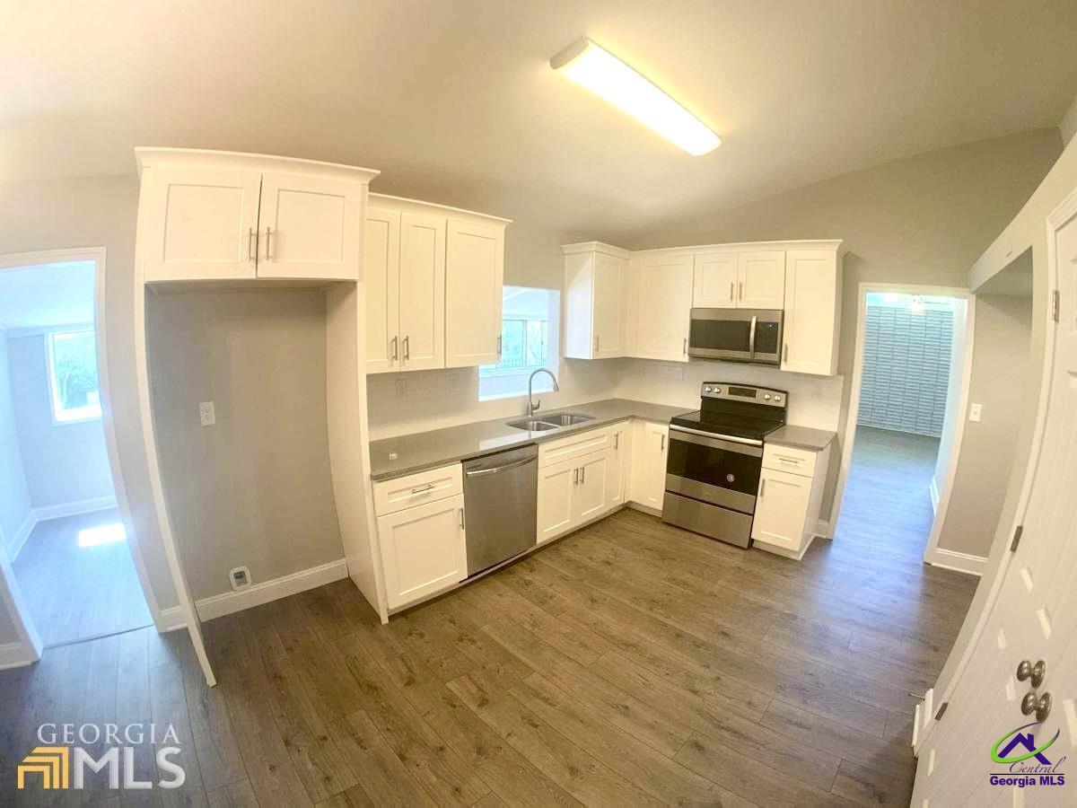 203 Pineview Drive