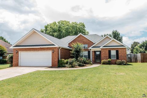 205 Carver Court Warner Robins GA 31088