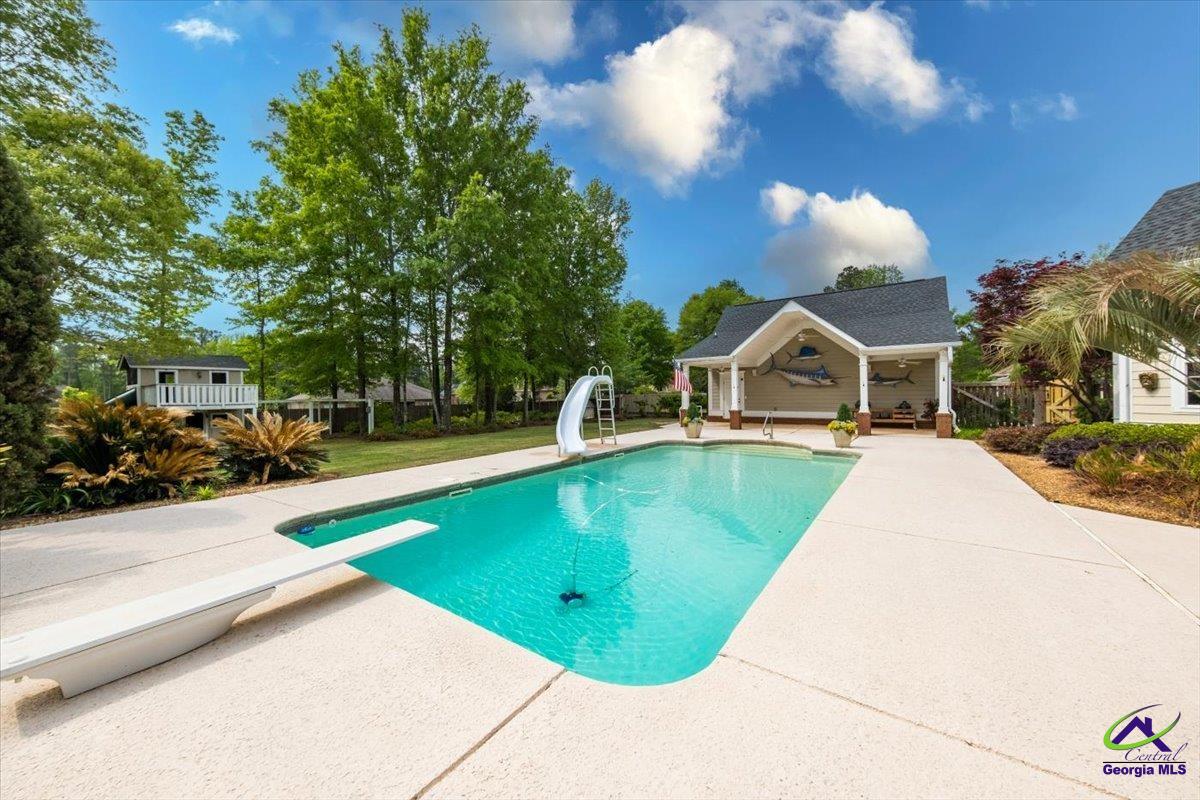 624 Bellgrove Point
