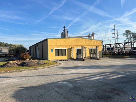 204 Stalnaker Avenue Warner Robins GA 