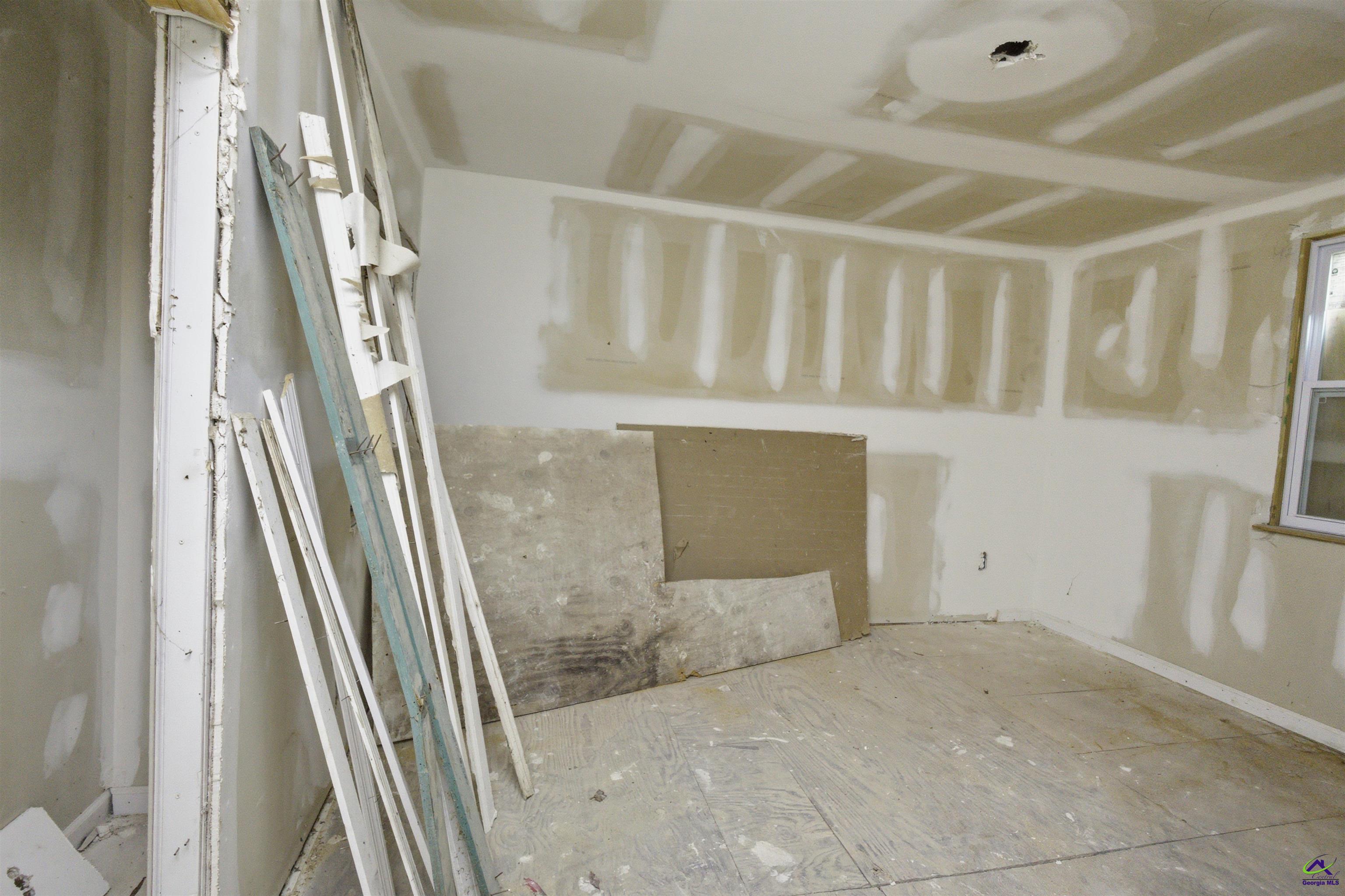 805 Ponce De Leon Avenue