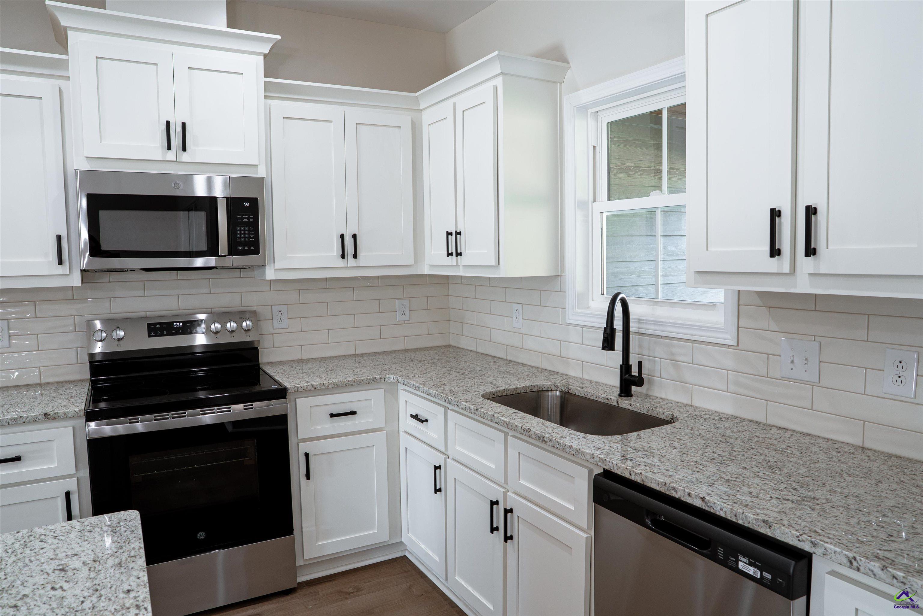 100 Saraland Trail