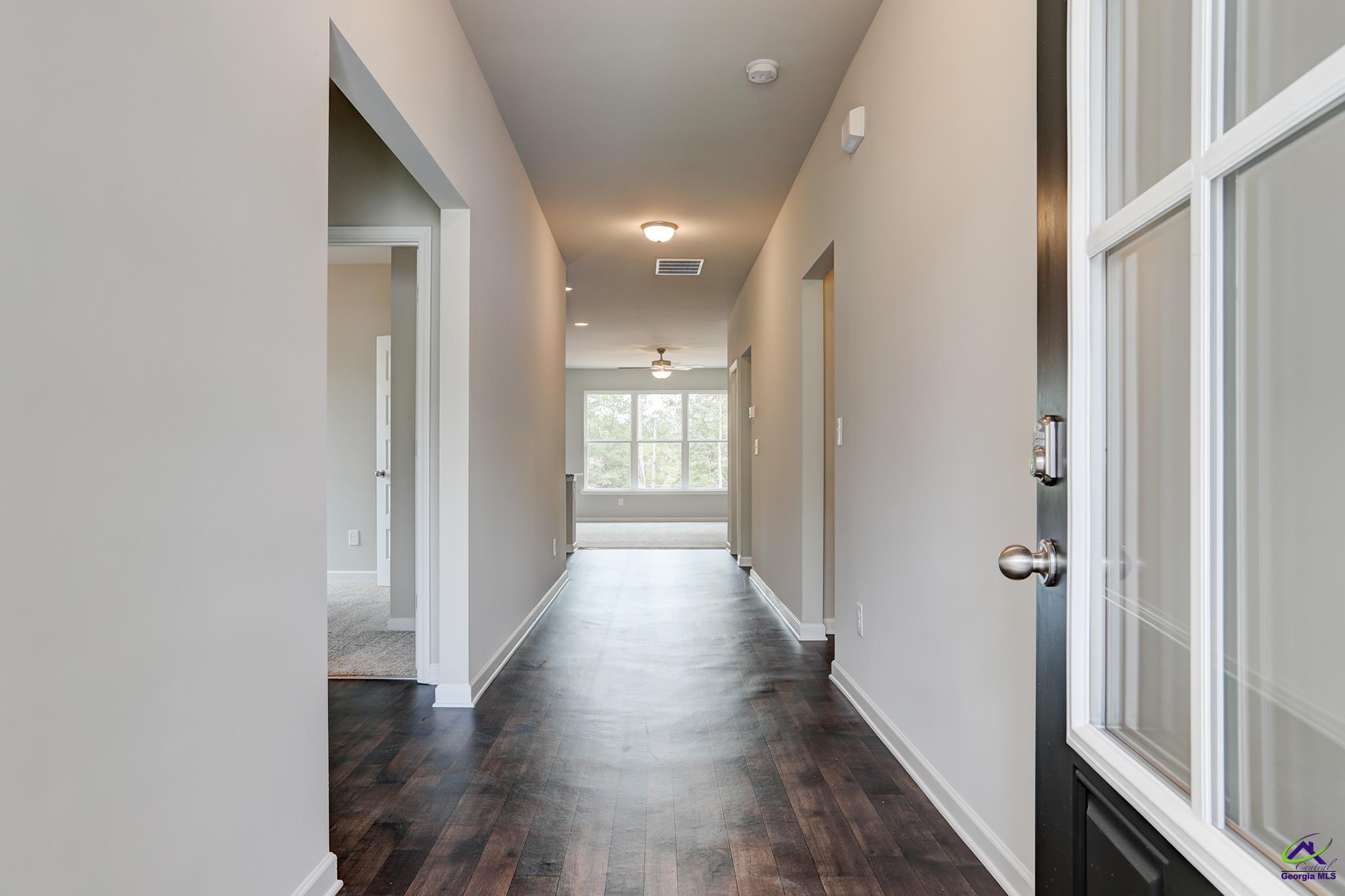 112 Breakwater Way