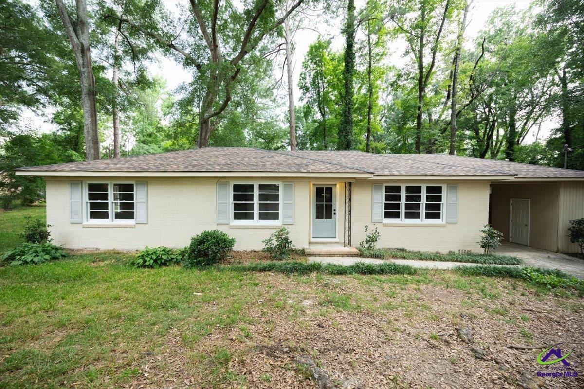 831 Forest Hill Court