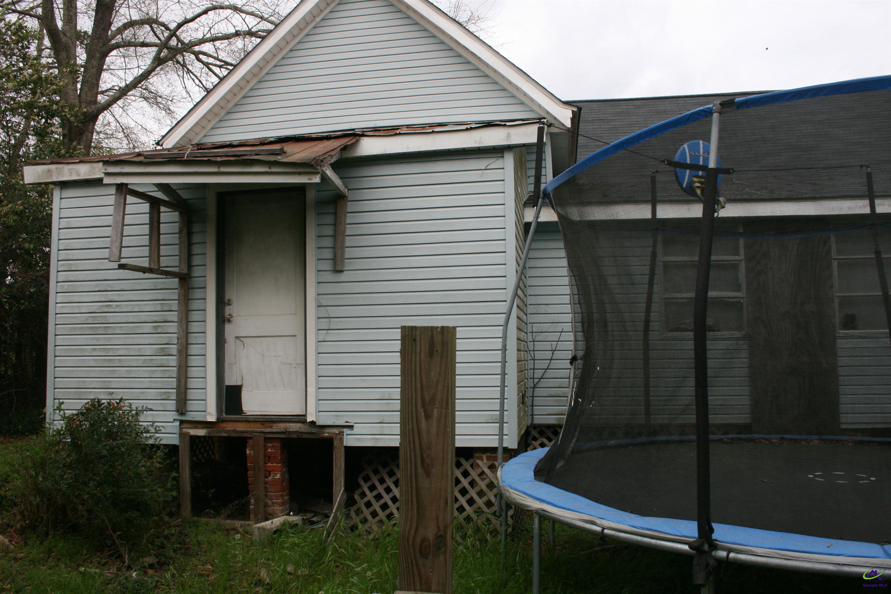 406 Third Street