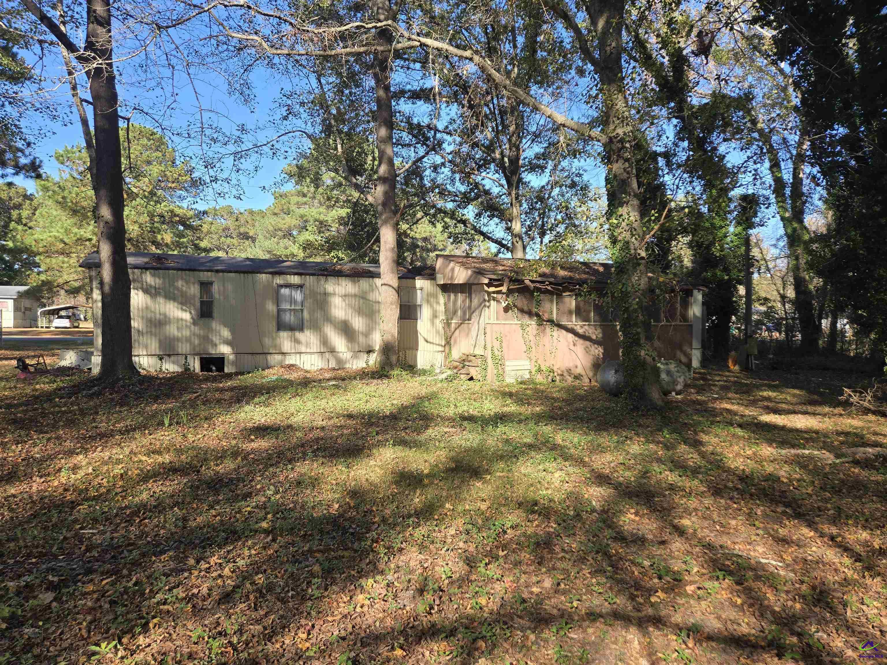 131 & 133 S Blackberry Circle