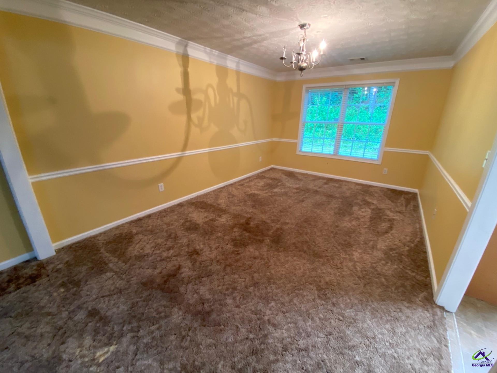 1472 Queenie Smith Road
