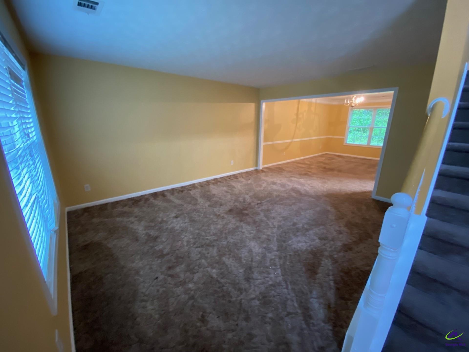 1472 Queenie Smith Road