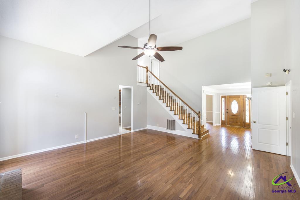 355 Old Oak Road