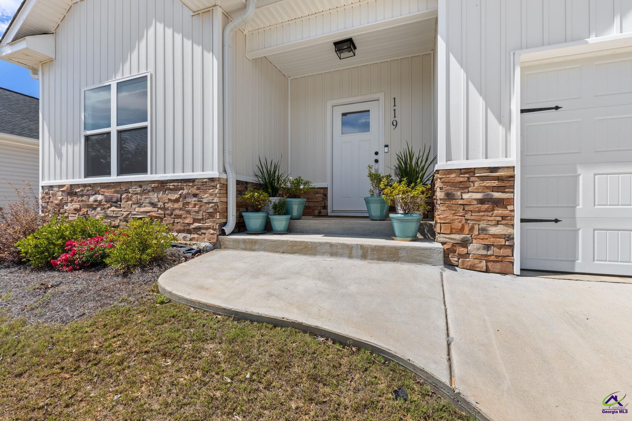 119 Garrett Lane