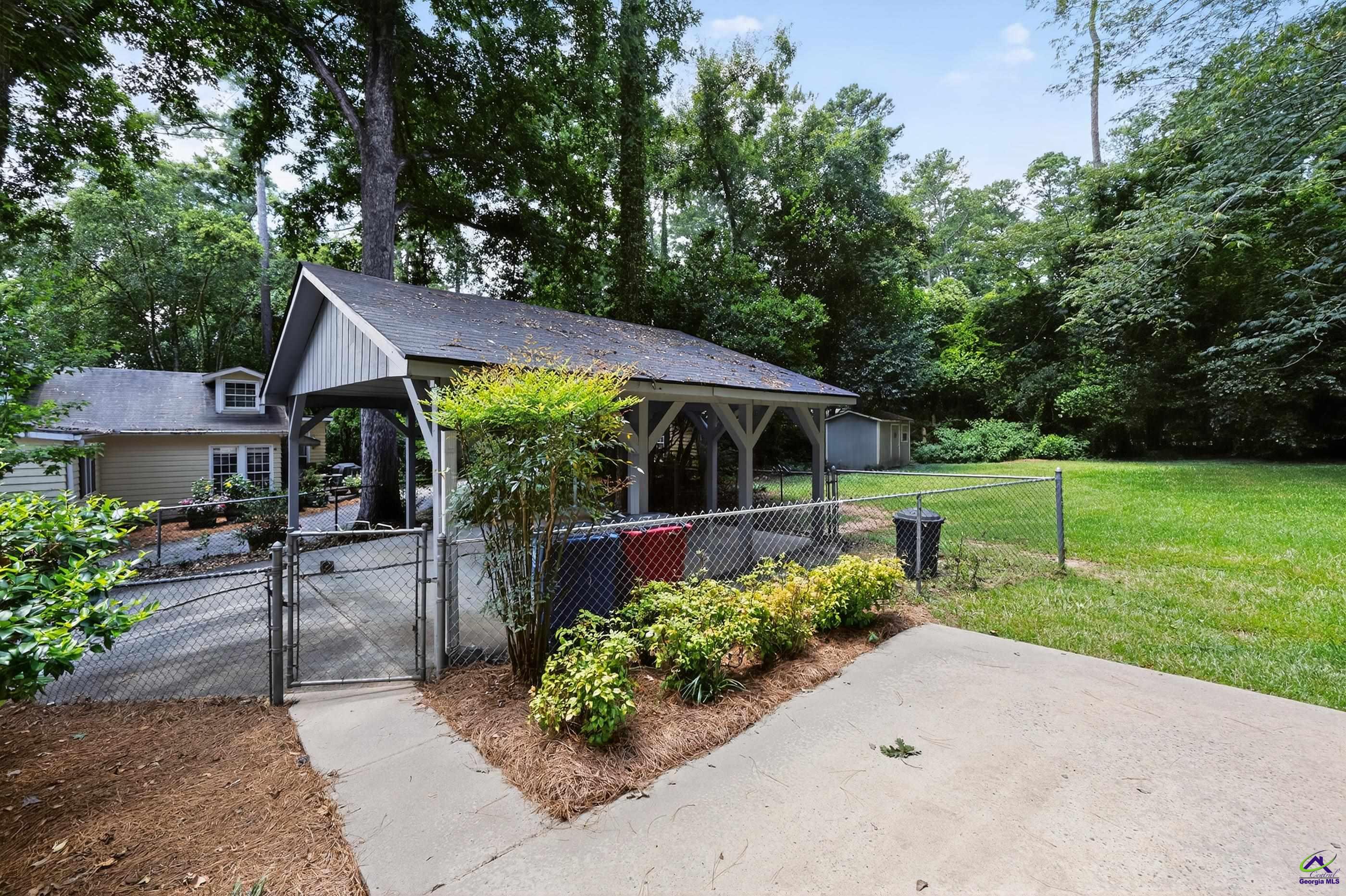 530 Emily Place