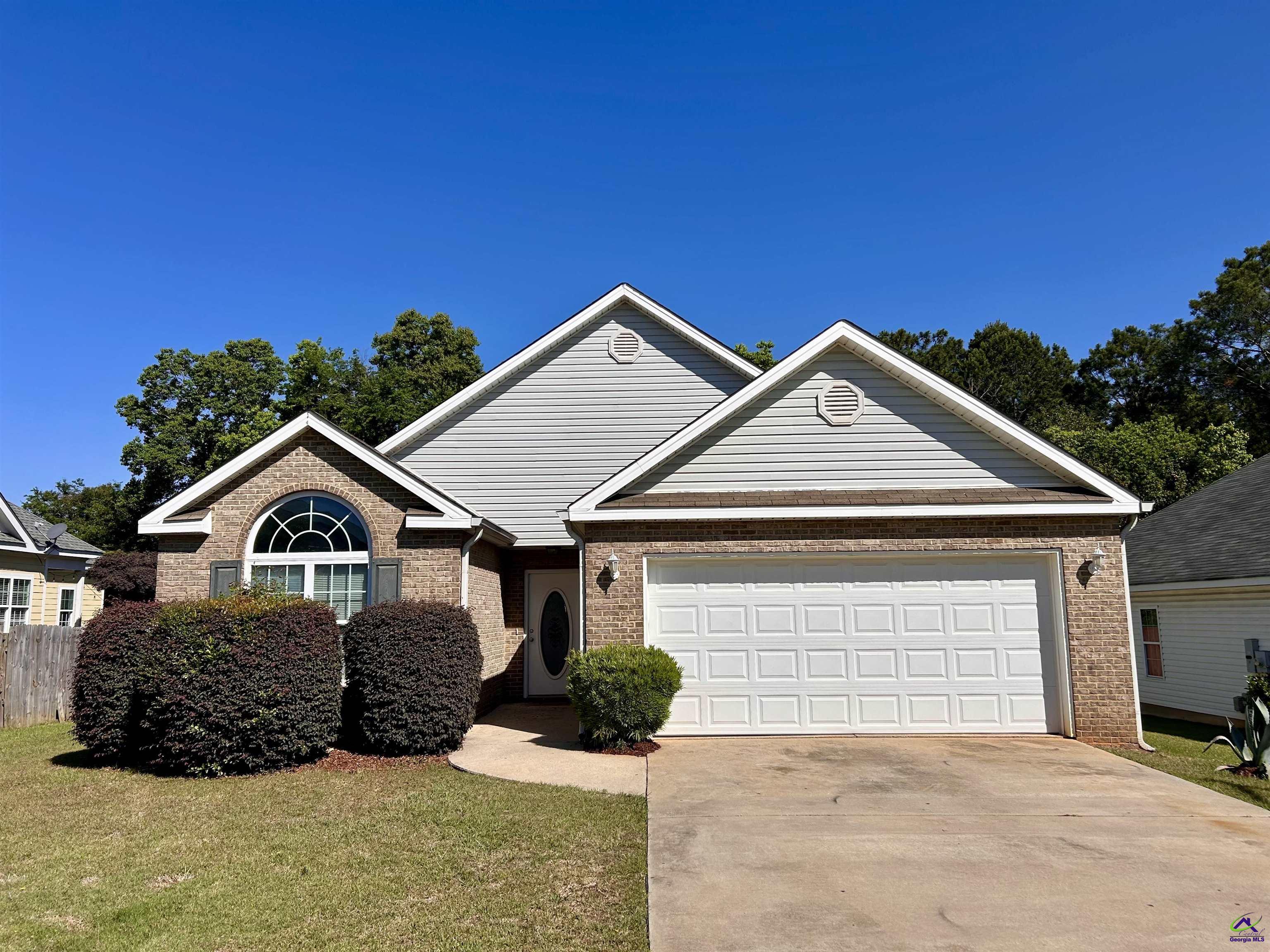 220 Gray Fox Crossing