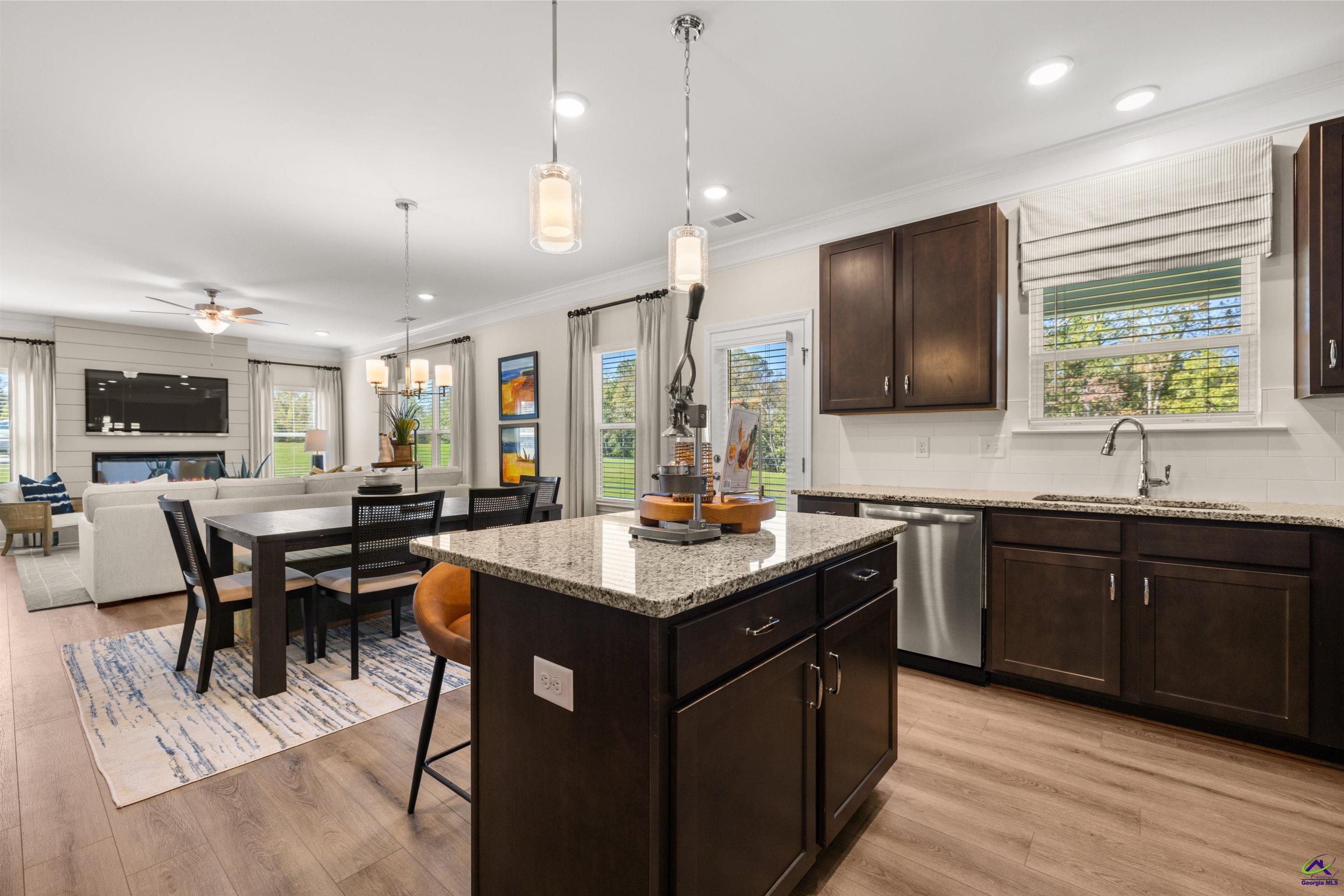 304 Shantz Way