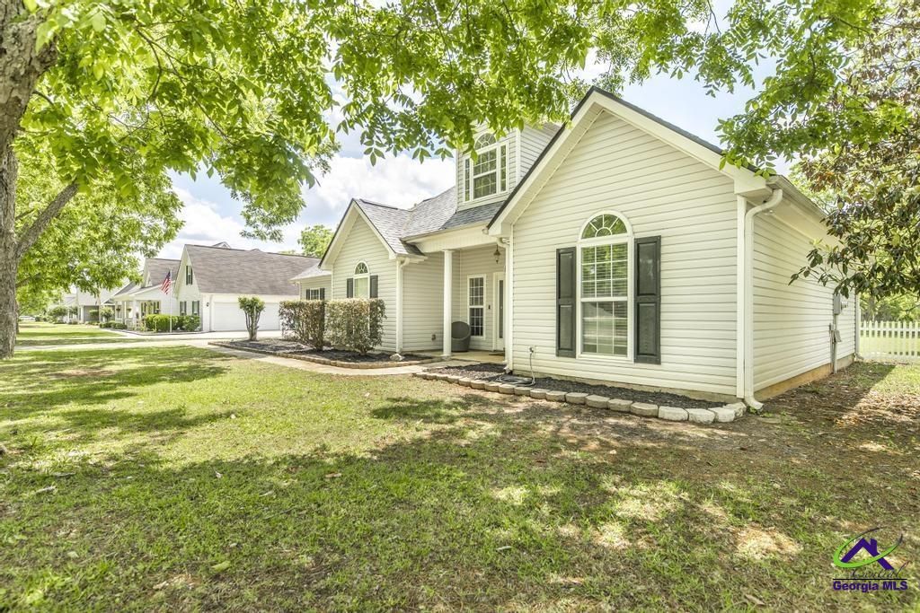 518 Grove Lane