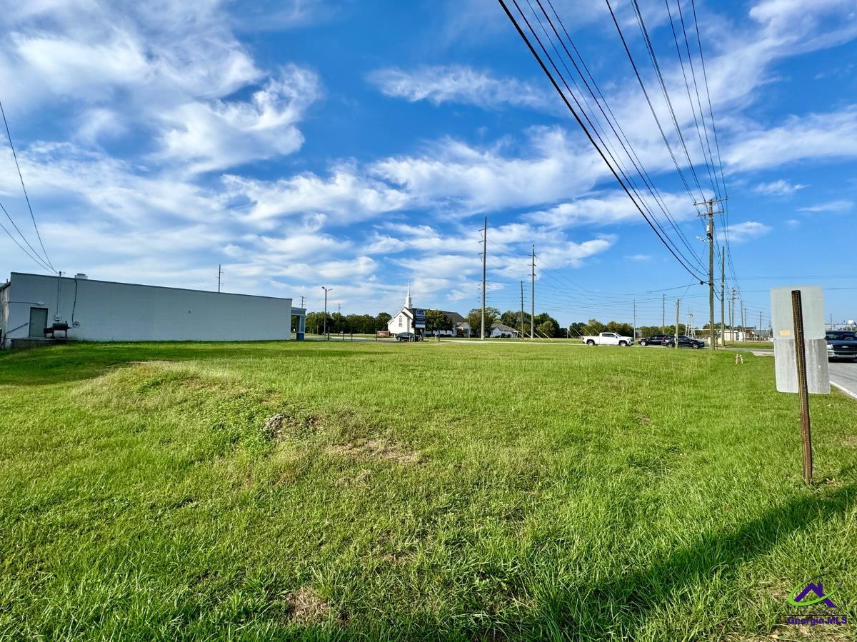 526 Houston Lake Boulevard