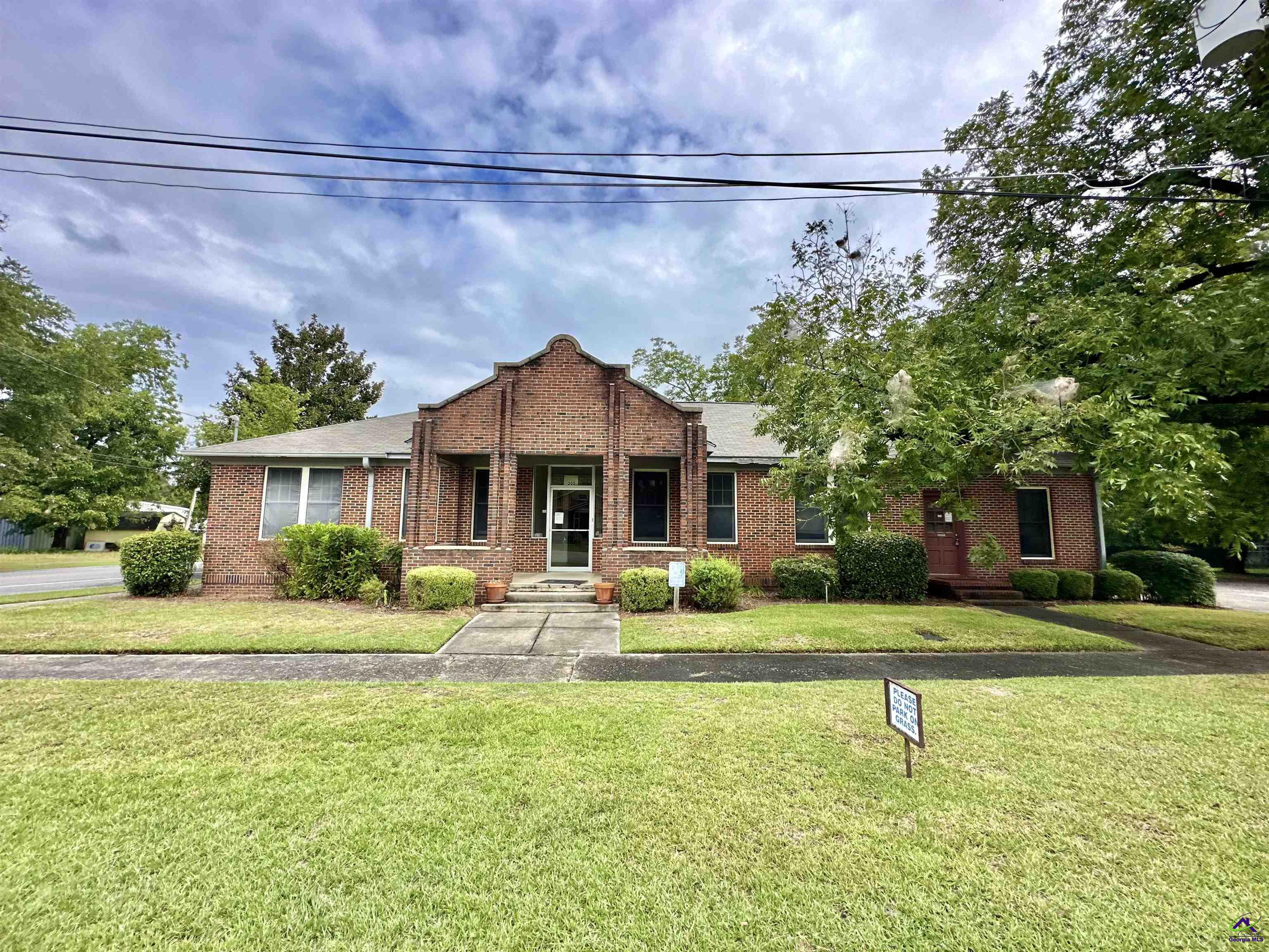 205 Foster Street