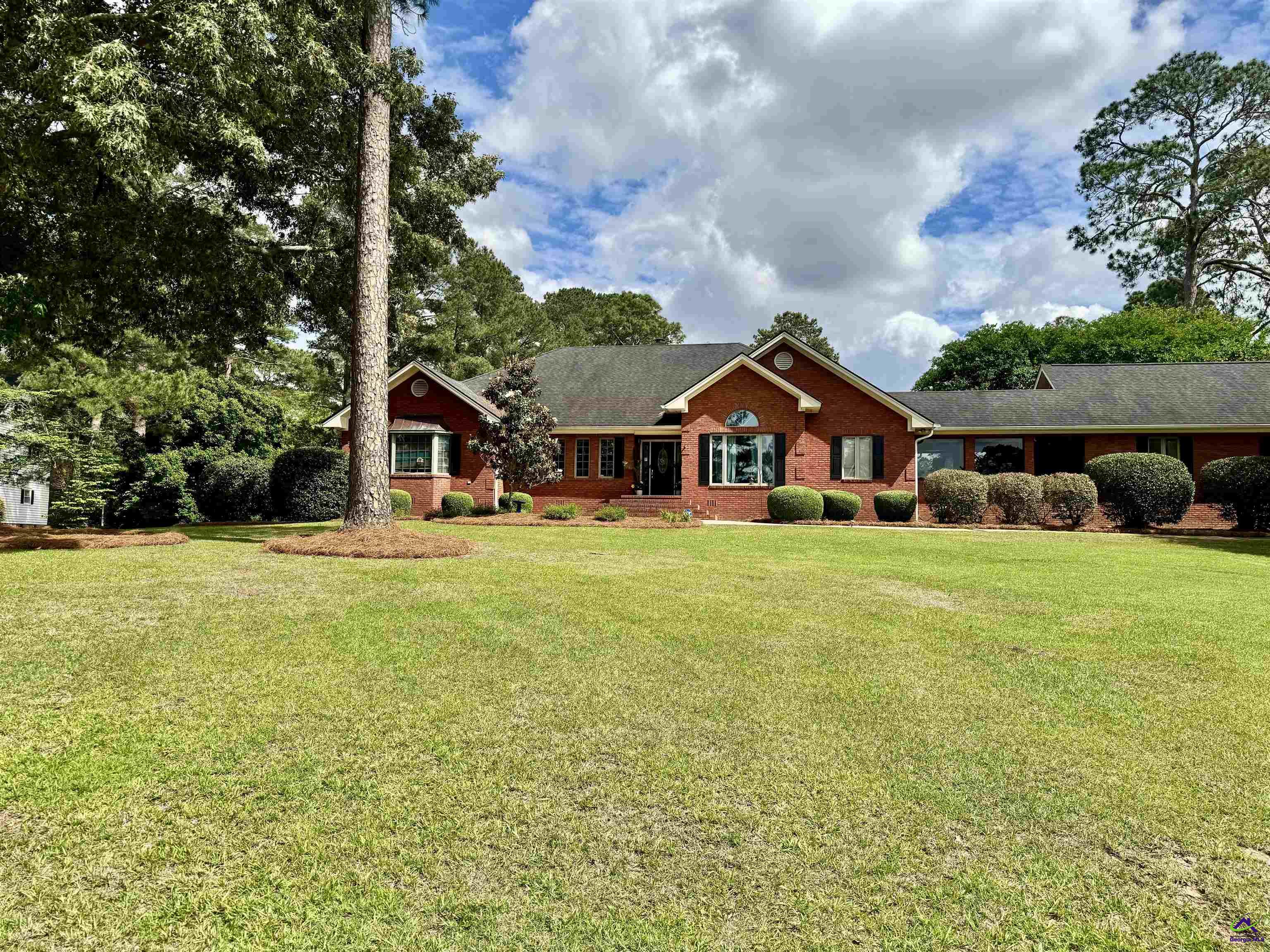 102 Oakatee Court