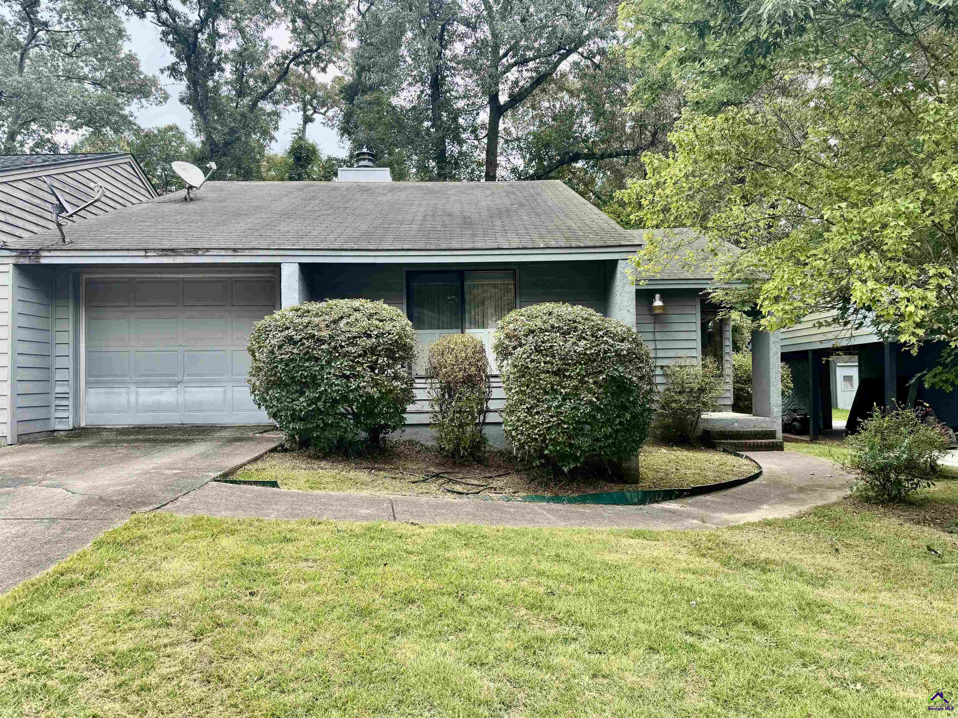 116 Lake Pointe Drive Drive