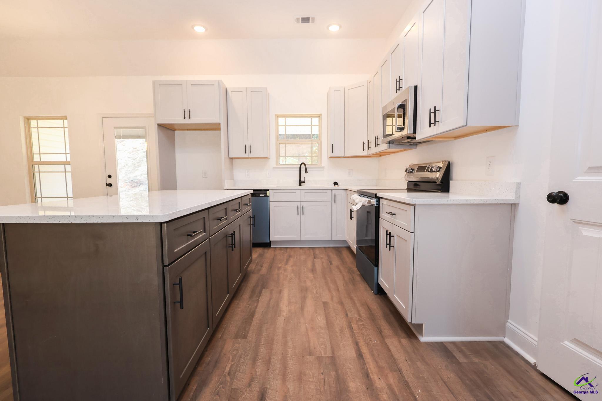 402 Collins Estate Avenue