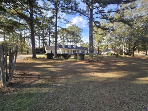 23 Magnolia Cove Hawkinsville GA 31036