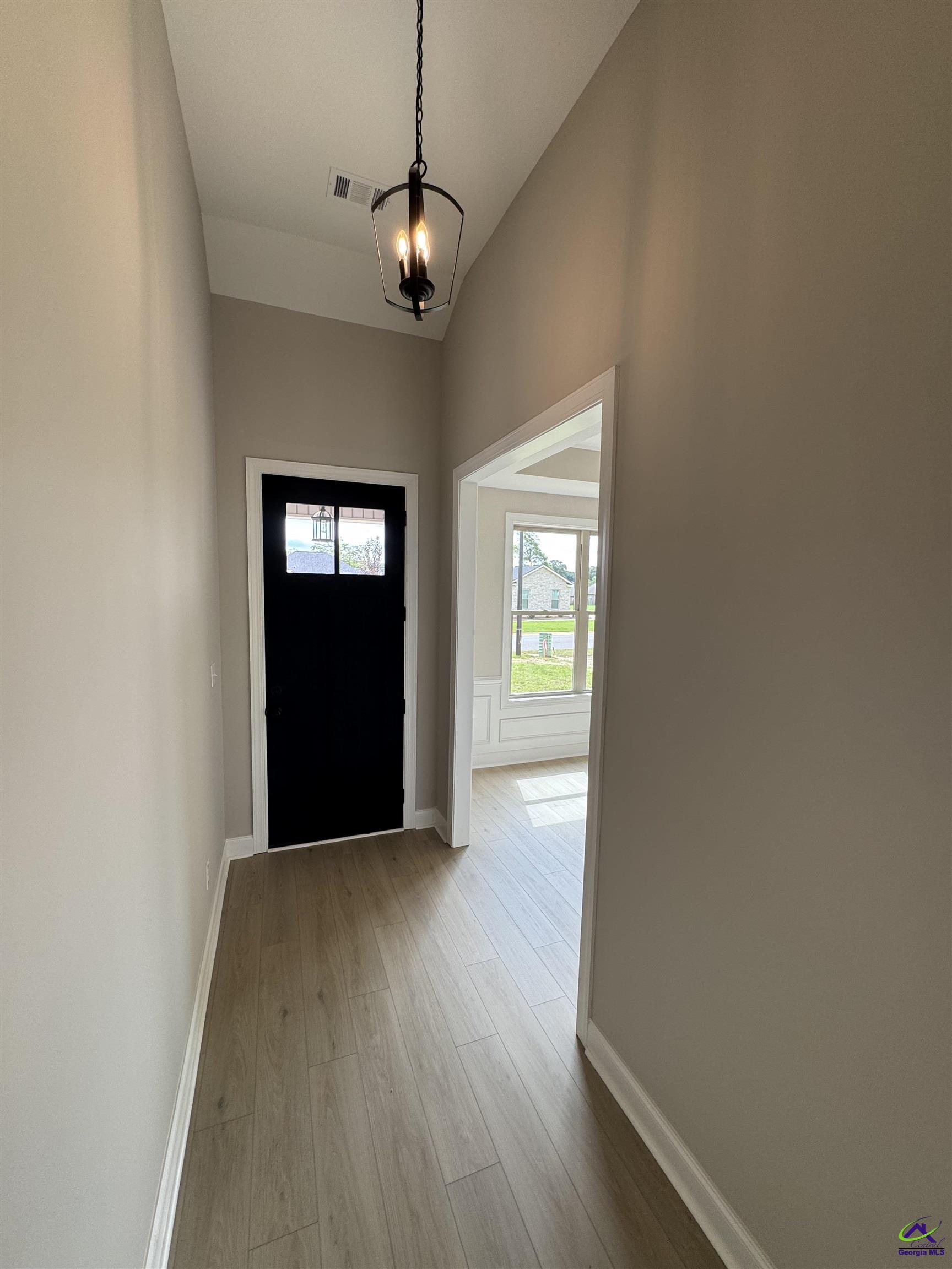 102 Hunt's Landing Drive