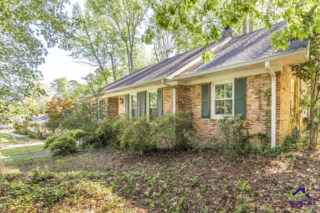 1933 Birchwood Drive